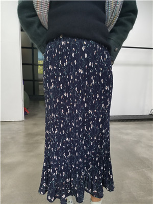 W36768872女夏季花款半身裙MD