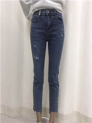 W3693888女牛仔微弹九分裤MD