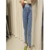 W36913365女牛仔九分合体裤MD