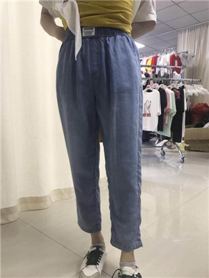 W35602-076C女牛仔八分裤MD