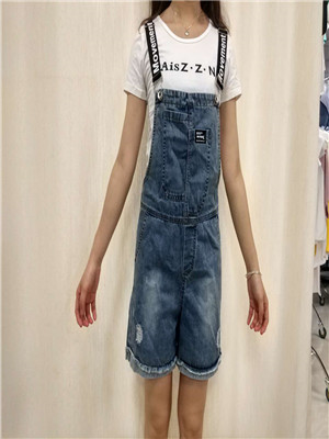 W3353022C女牛仔背带套装MD