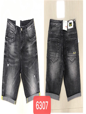 W37086307 男牛仔中裤MD