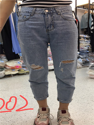 W3403202C女牛仔八分裤MD