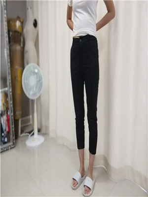 W30443395B女休闲七分裤MD