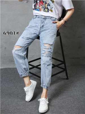 W31586901-1女牛仔七分裤HH