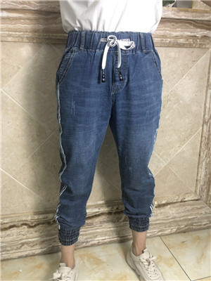 W675319310C女牛仔八分裤HH
