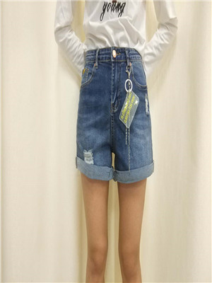 W00221916女牛仔四分裤MD