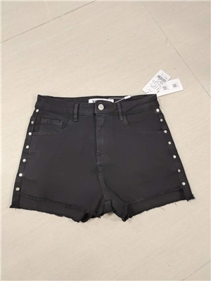 W99999428外购爱依服女牛仔三分裤