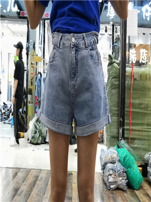 W15078640B女牛仔三分裤MD