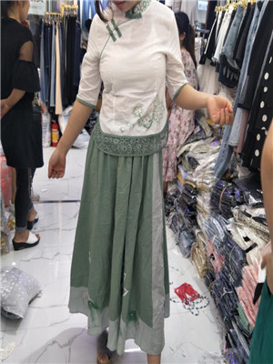 W37566818C女夏季裙MD$依顺1873