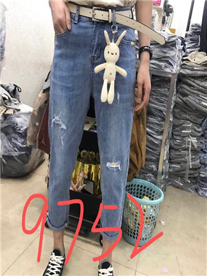 W63109752B女牛仔八分裤HH质