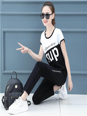 W35633328女九分裤套装HH