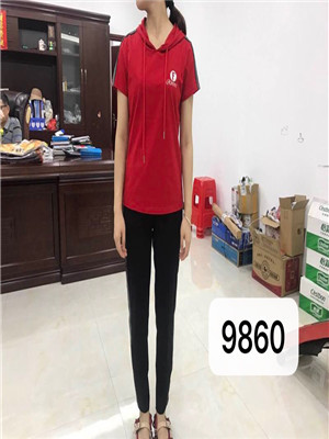 W09889860特价女运动套装MD