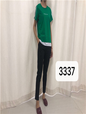 W35633337特价女运动套装MD