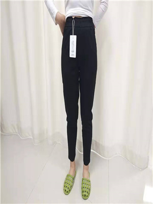 W05482115 女休闲九分裤MD