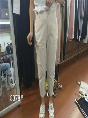 W62038378特价女休闲八分裤MD