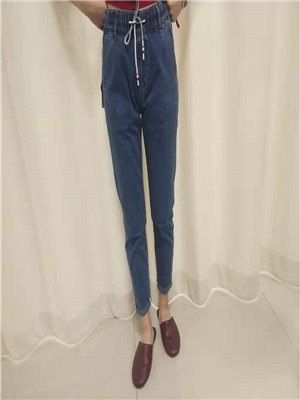 W38291124B女牛仔九分裤MD