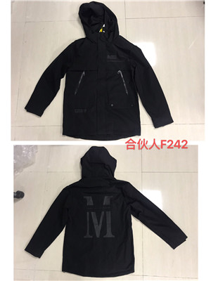 W9056F242 男外套MD(化纤布)