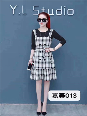 W3136013B女秋季两件套裙MD