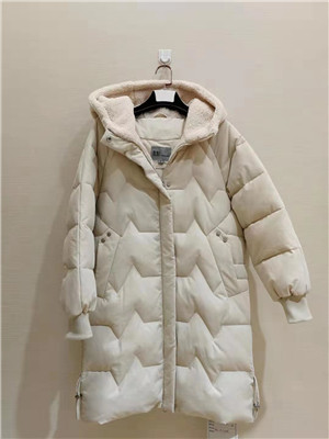W90582032女加厚外套MD