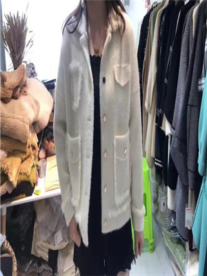 W64358809女外套(水貂绒)MD