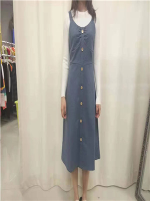 W3902901女秋季连衣裙MD