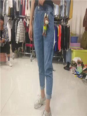 W63106802女牛仔八分裤MD