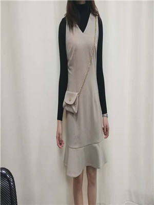 W35551977C女秋季两件套裙MD