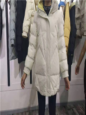 W9033611-9女加厚棉衣外套MD