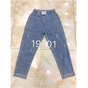 W675319701女牛仔九分裤MD