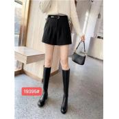 W906919395女休闲三分裤(呢料)MD