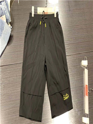 W35656947 男休闲五分裤MD