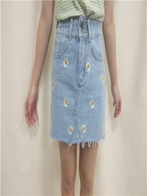 W32749092 C女夏季牛仔半身裙MD