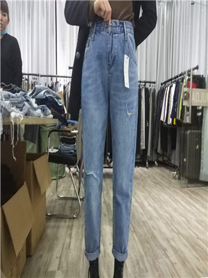 W3934N001 女牛仔九分裤MD
