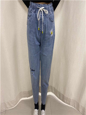 W39542658 女牛仔长裤MD