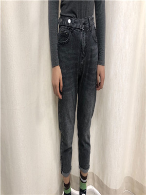 W38408213 女牛仔长裤MD