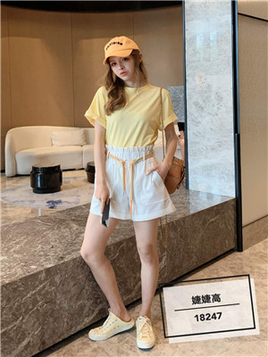 W629618247B女休闲三分裤HH