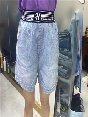 W6753554女牛仔四分裤HH