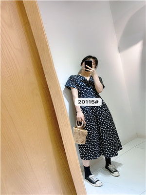 W614220115特价女夏季连衣裙MD质