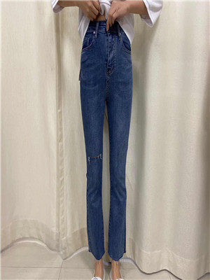 W20537030C女牛仔长裤MD