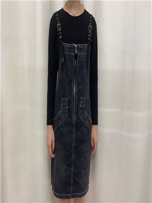 W39266818 女秋季两件套裙MD(系)