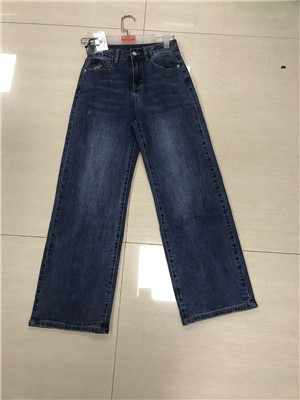W150723002 女牛仔长裤MD