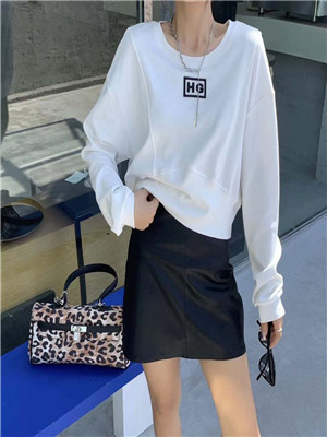 W99993303-1外购女长袖卫衣