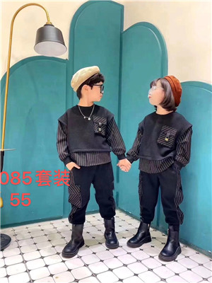 W20592085男女大童套装MD
