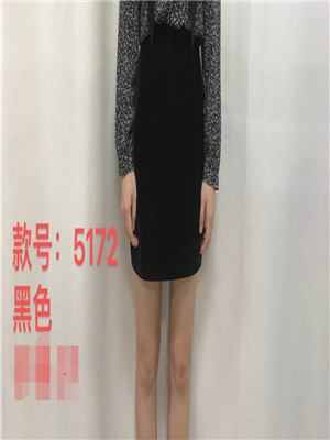 W34845172 女秋季半身裙MD(系)