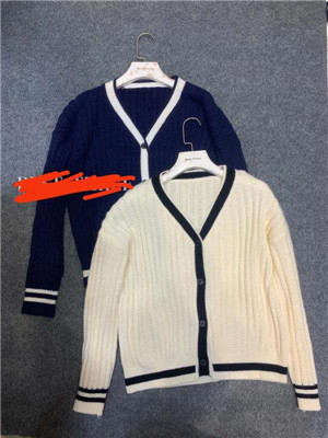 W37621204 女开衫毛衣MD