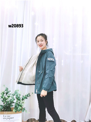 W90330893 女二棉外套MD