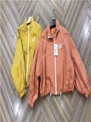 W90132023女外套HH质