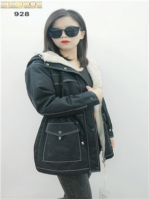 W9060928 女二棉外套MD