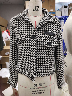 W99999886外购女外套